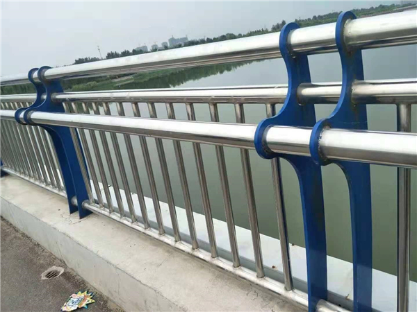不銹鋼復合管護欄